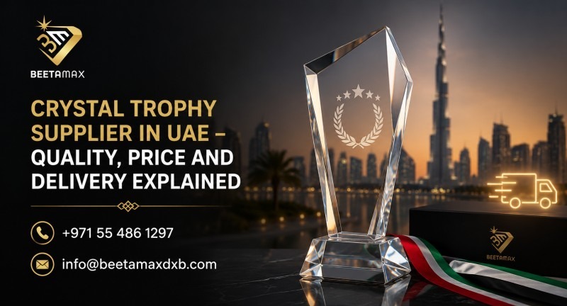 crystal trophies in dubai